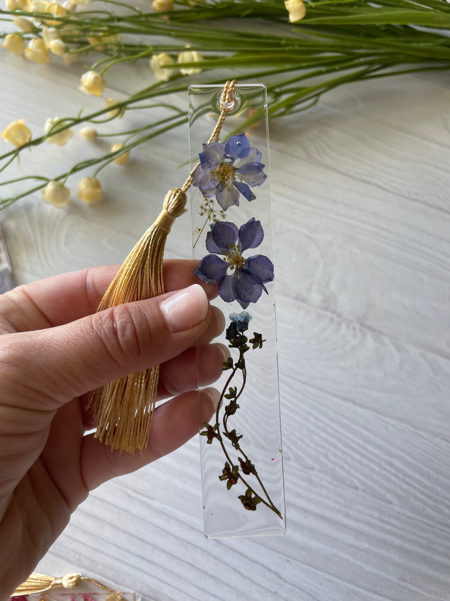 Pressed Flower Resin Bookmark – Full-Size Botanical Bookmark with Spring Florals
