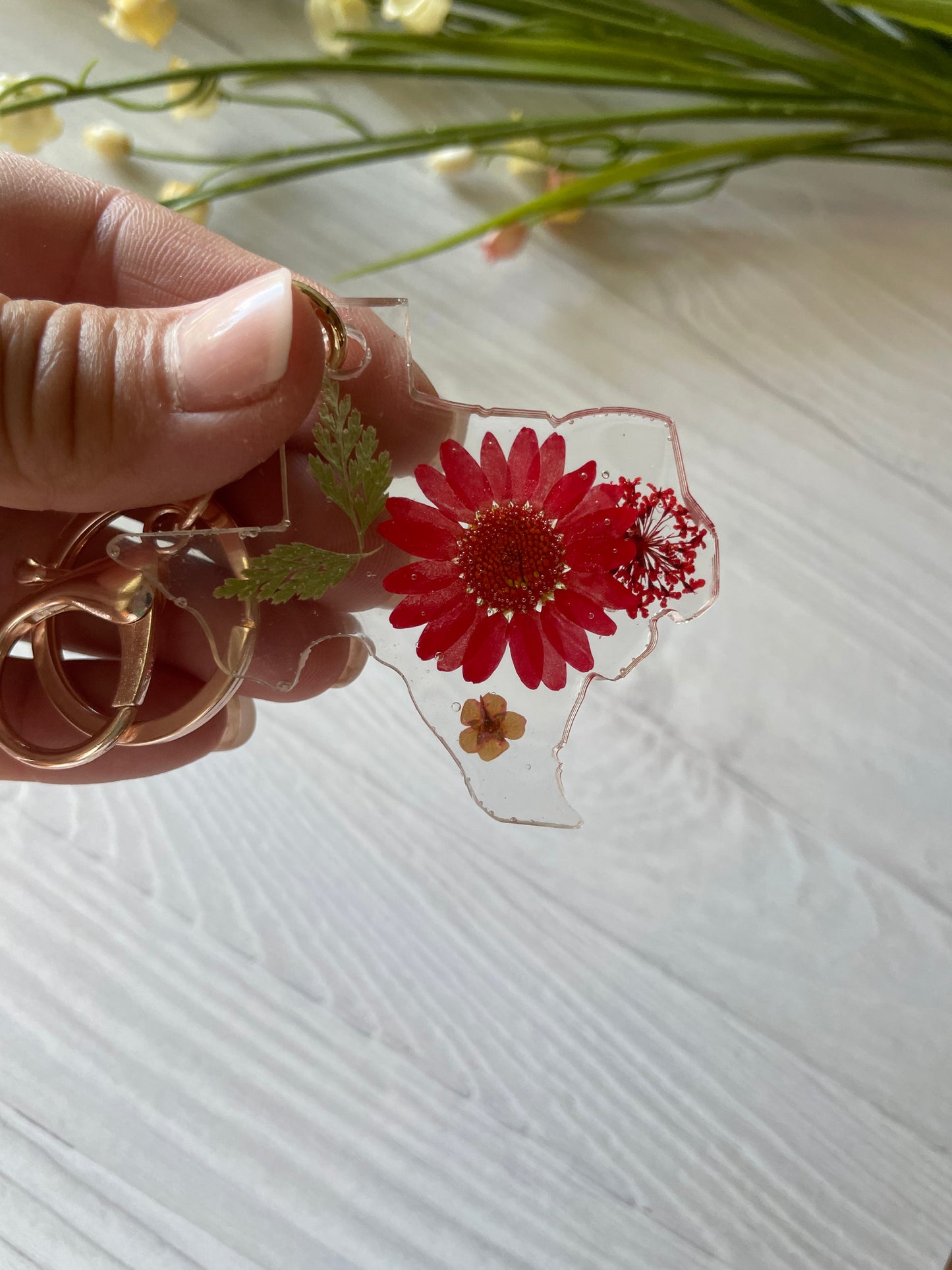 Spring Texas Floral Resin Keychain – One-of-a-Kind Pressed Flower Art
