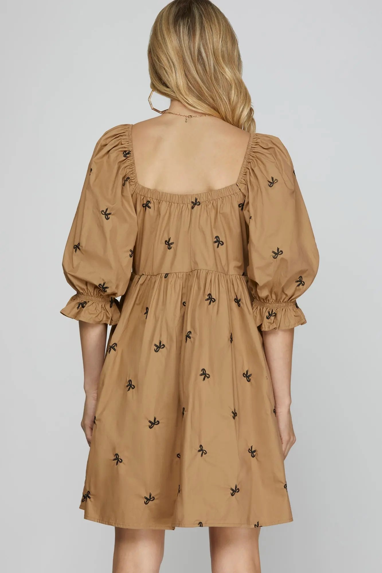 Kahki Dress with Tiny Embroidered Black Bows – Feminine Classic Dress