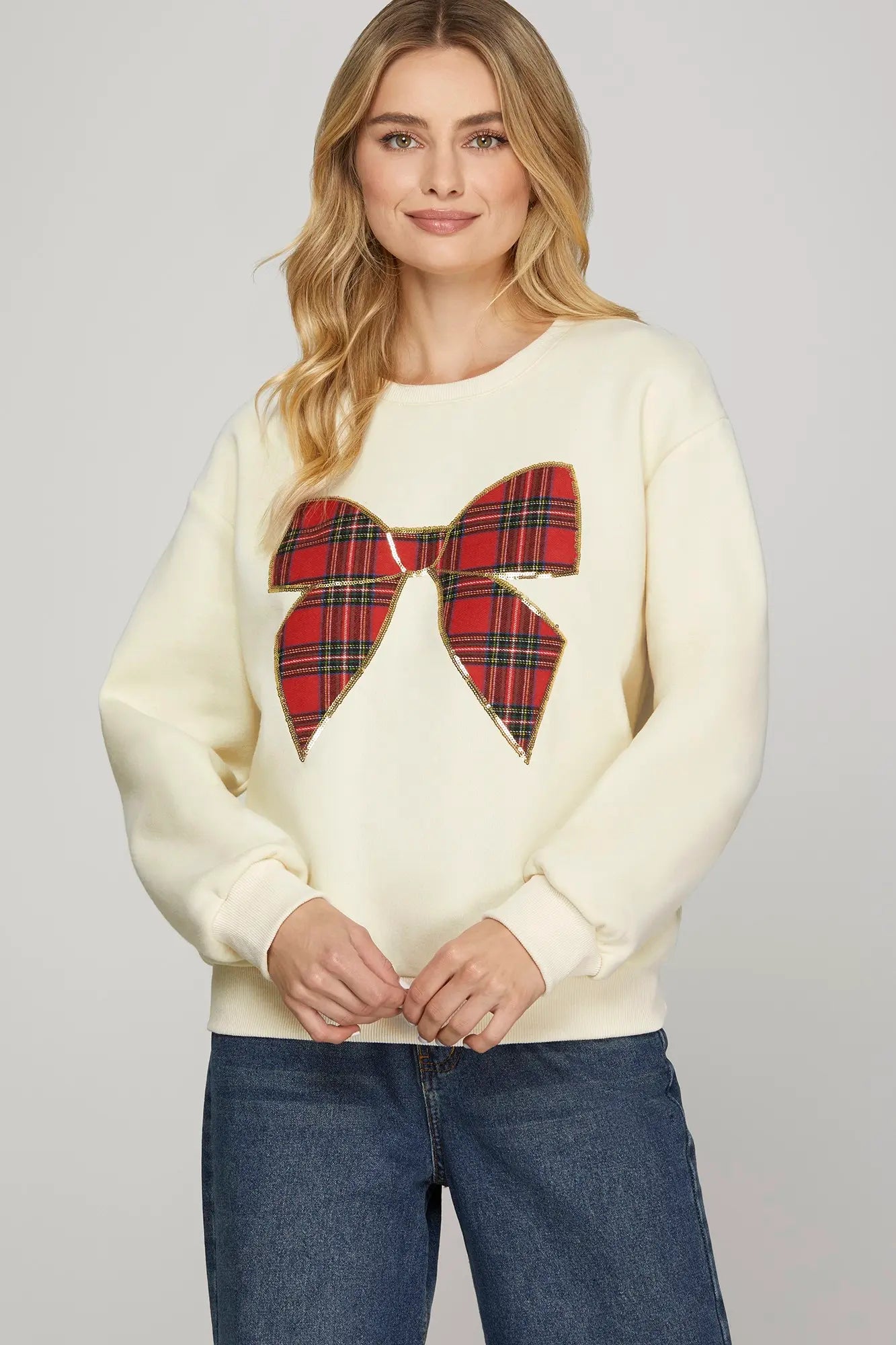 🎁 Christmas Plaid Sparkle Cream Sweatshirt – Festive Cozy Pullover