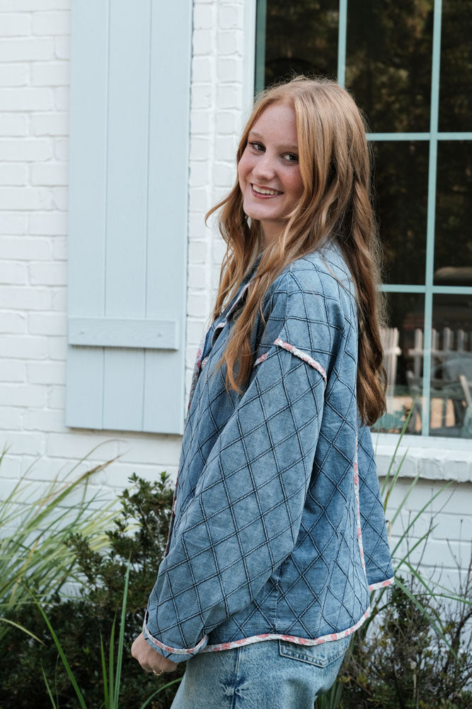 💎 Listing: Lightweight Diamond Quilted Denim Jacket – 100% Cotton